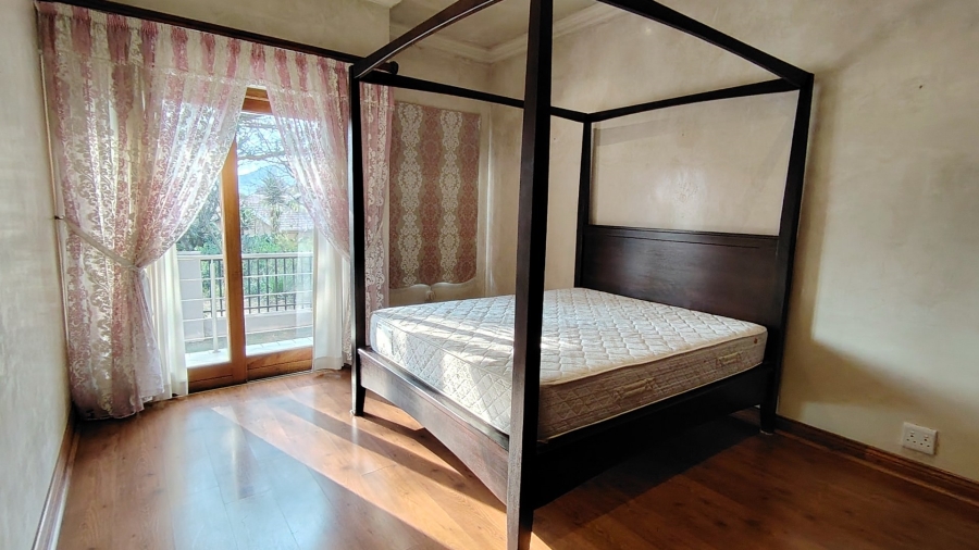 3 Bedroom Property for Sale in Eldoraigne Gauteng