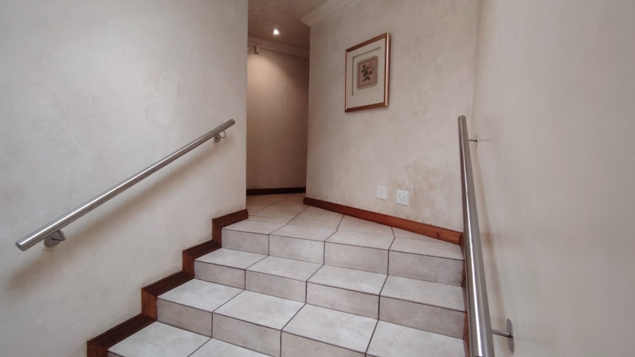 3 Bedroom Property for Sale in Eldoraigne Gauteng