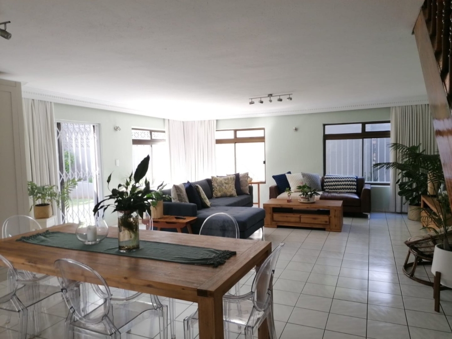  Bedroom Property for Sale in Linden Gauteng