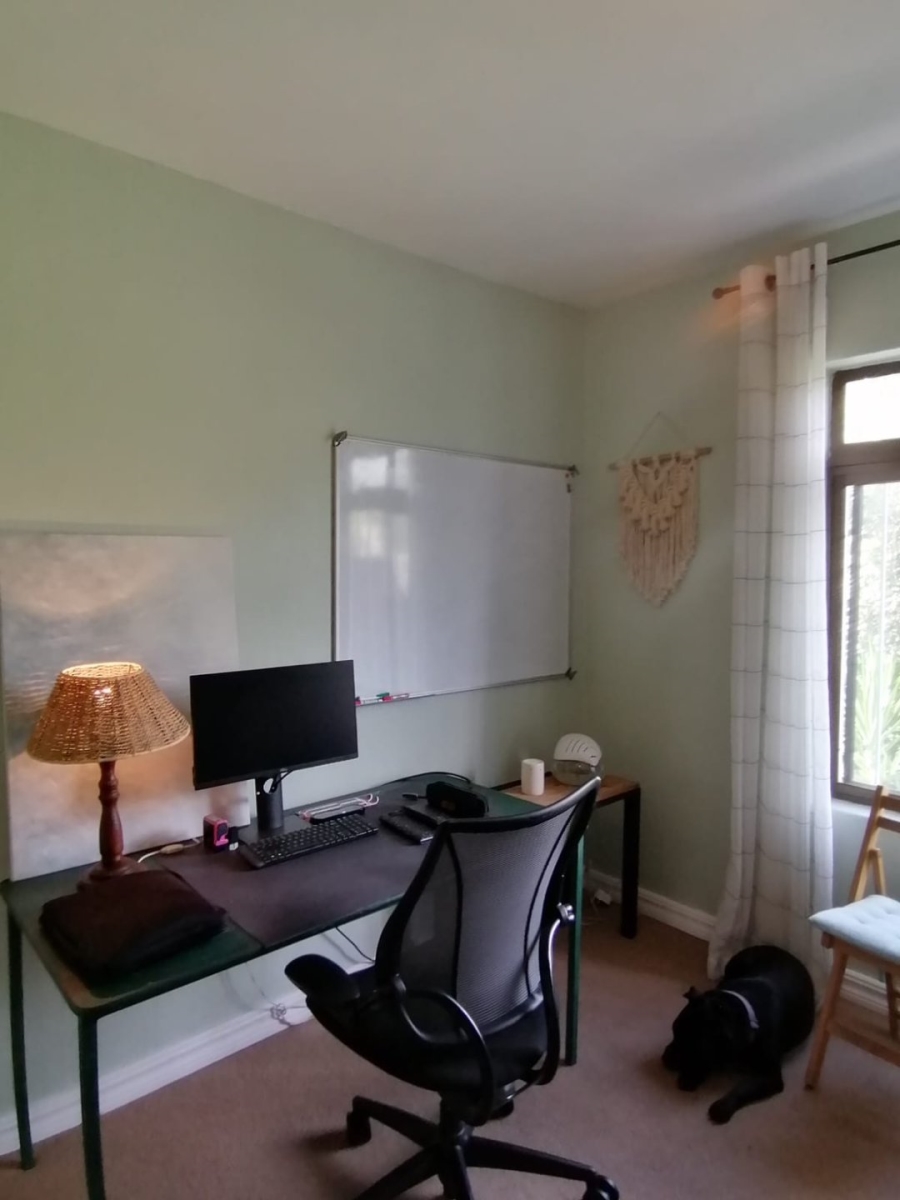 Bedroom Property for Sale in Linden Gauteng