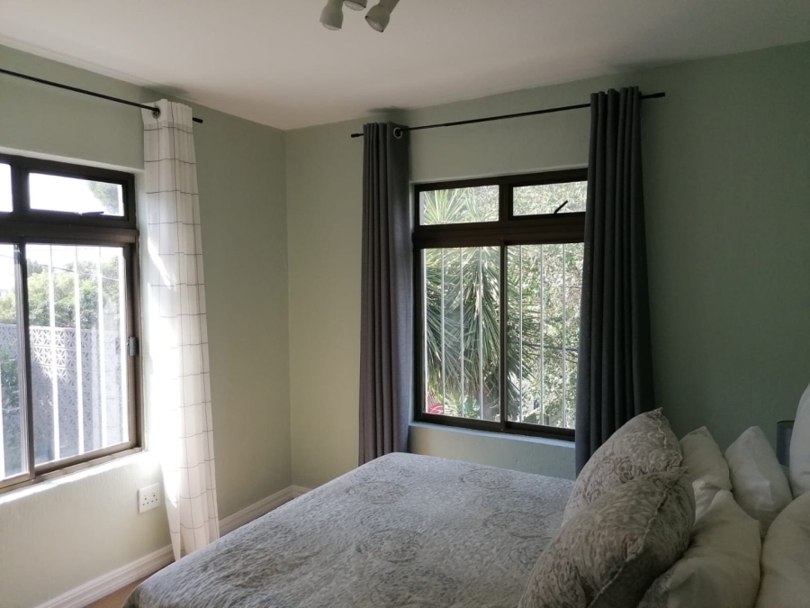  Bedroom Property for Sale in Linden Gauteng