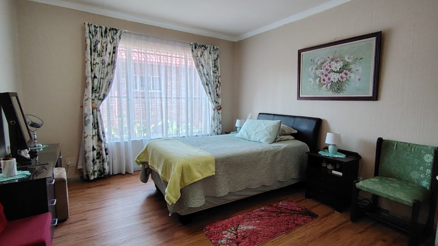3 Bedroom Property for Sale in Wierda Park Gauteng