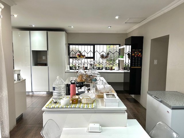 5 Bedroom Property for Sale in Bedford Park Gauteng