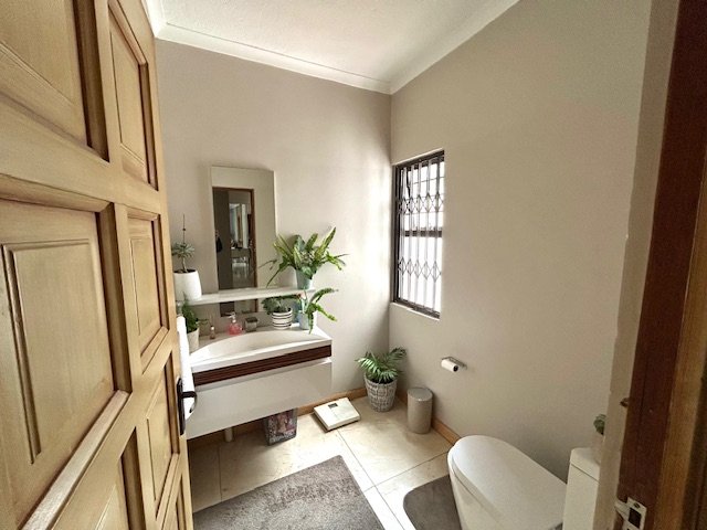 5 Bedroom Property for Sale in Bedford Park Gauteng