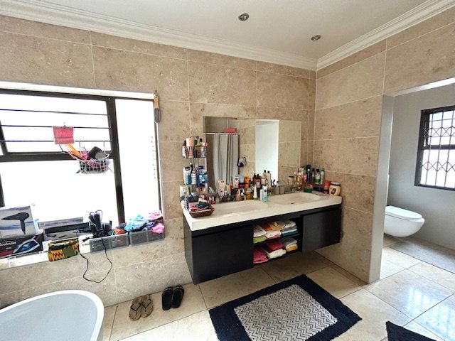 5 Bedroom Property for Sale in Bedford Park Gauteng