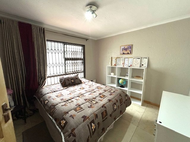 5 Bedroom Property for Sale in Bedford Park Gauteng