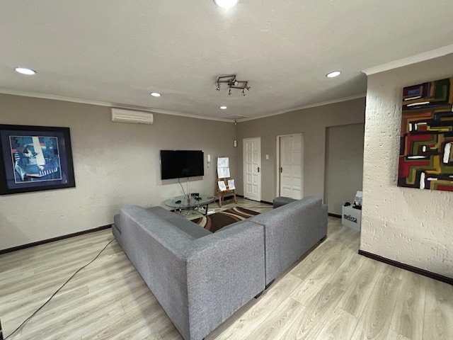 5 Bedroom Property for Sale in Bedford Park Gauteng