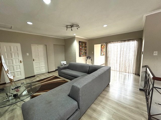 5 Bedroom Property for Sale in Bedford Park Gauteng