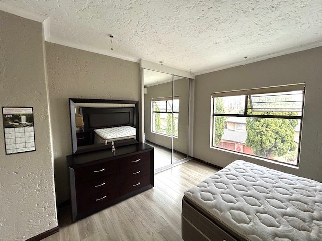 5 Bedroom Property for Sale in Bedford Park Gauteng