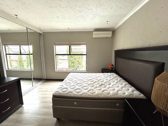 5 Bedroom Property for Sale in Bedford Park Gauteng