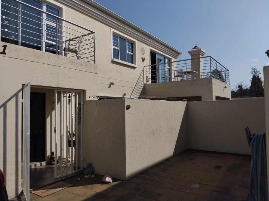 3 Bedroom Property for Sale in Edenvale Central Gauteng