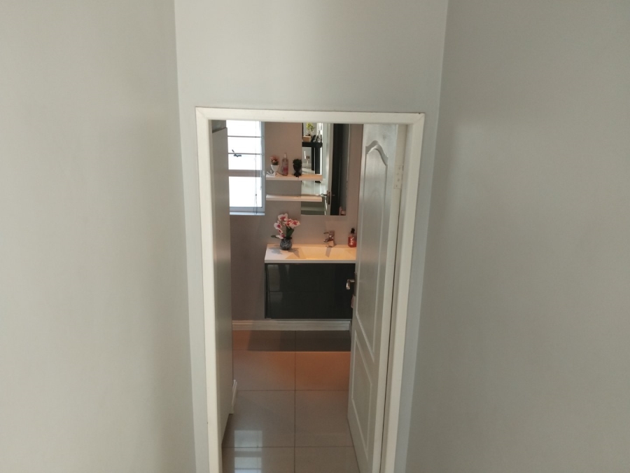 3 Bedroom Property for Sale in Edenvale Central Gauteng