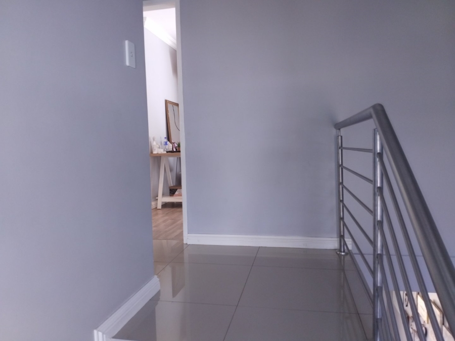 3 Bedroom Property for Sale in Edenvale Central Gauteng