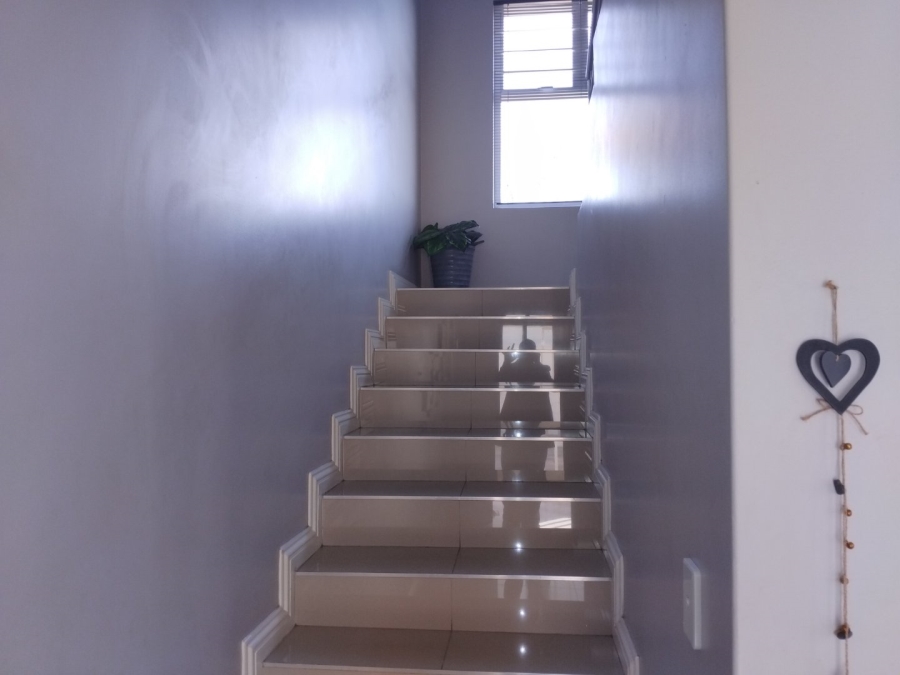 3 Bedroom Property for Sale in Edenvale Central Gauteng