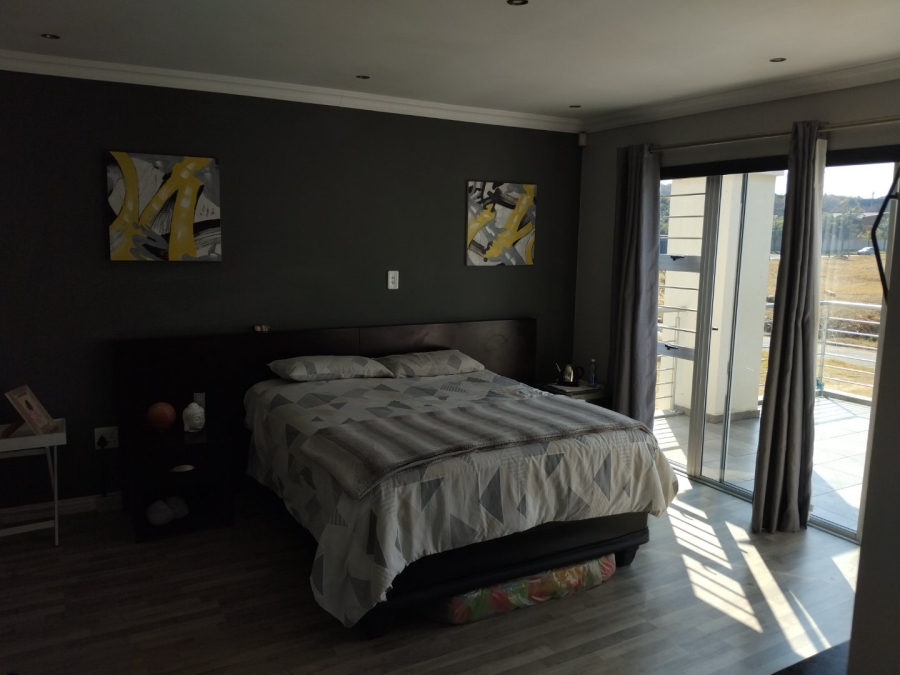 3 Bedroom Property for Sale in Edenvale Central Gauteng