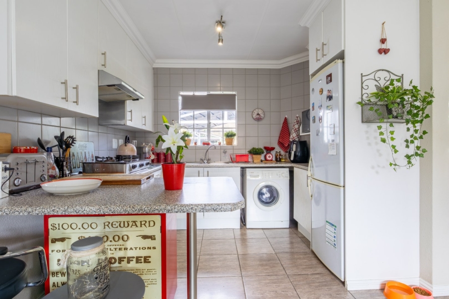 1 Bedroom Property for Sale in Modderfontein Gauteng