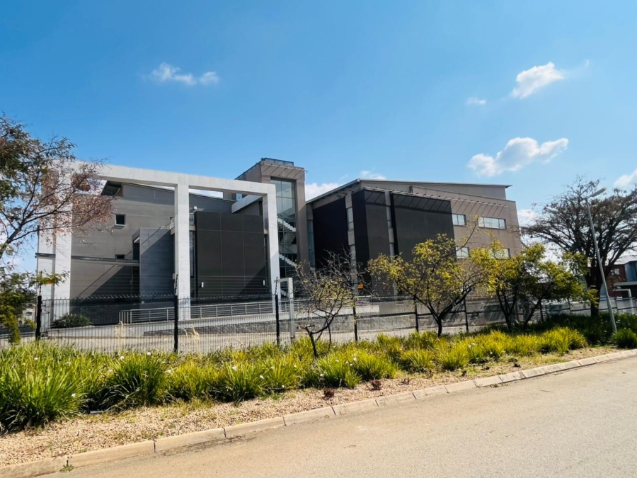  Bedroom Property for Sale in Halfway House Gauteng