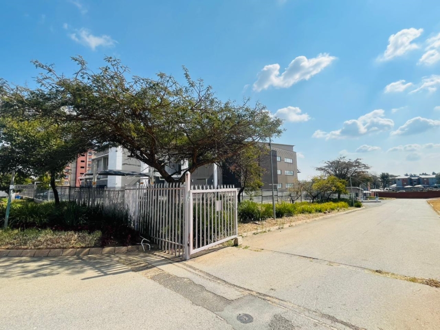  Bedroom Property for Sale in Halfway House Gauteng