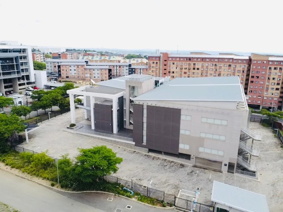 Commercial Property for Sale in Halfway House Gauteng