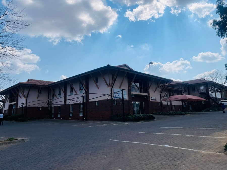  Bedroom Property for Sale in Randjespark Gauteng