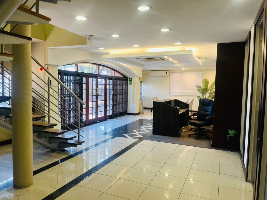  Bedroom Property for Sale in Randjespark Gauteng