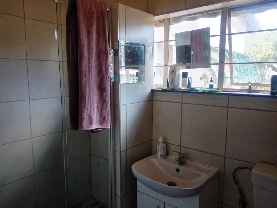 4 Bedroom Property for Sale in Kameeldrift West Gauteng