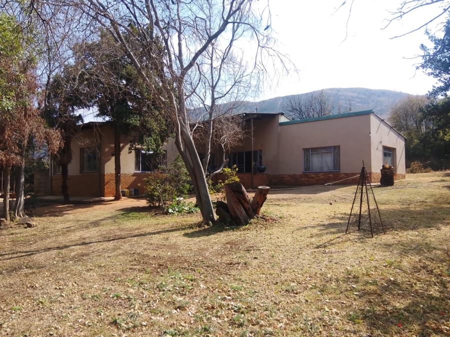 4 Bedroom Property for Sale in Kameeldrift West Gauteng