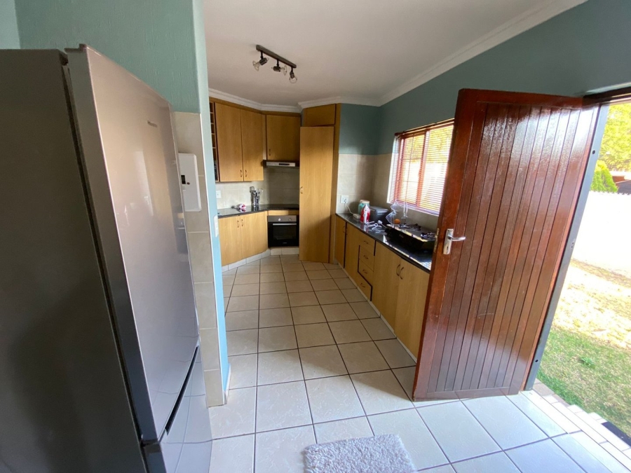 3 Bedroom Property for Sale in Thatchfield Manor Gauteng