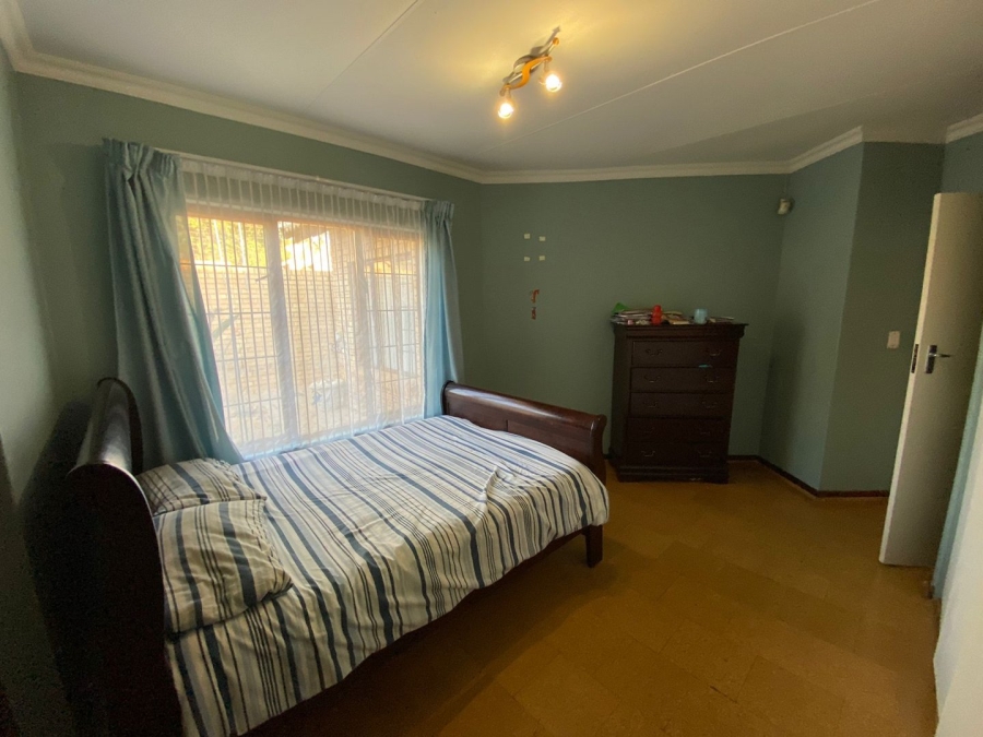 3 Bedroom Property for Sale in Thatchfield Manor Gauteng