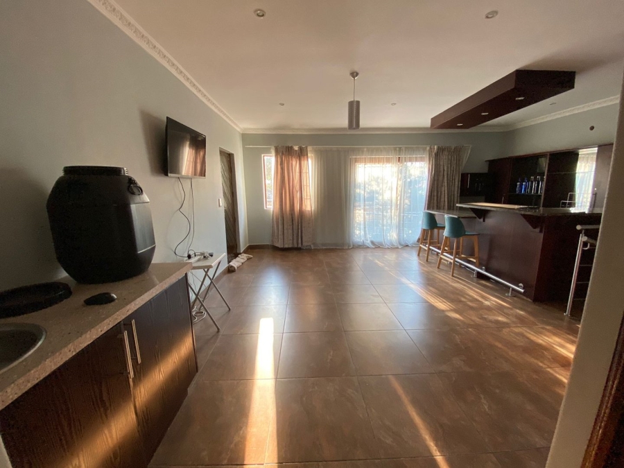 3 Bedroom Property for Sale in Thatchfield Manor Gauteng