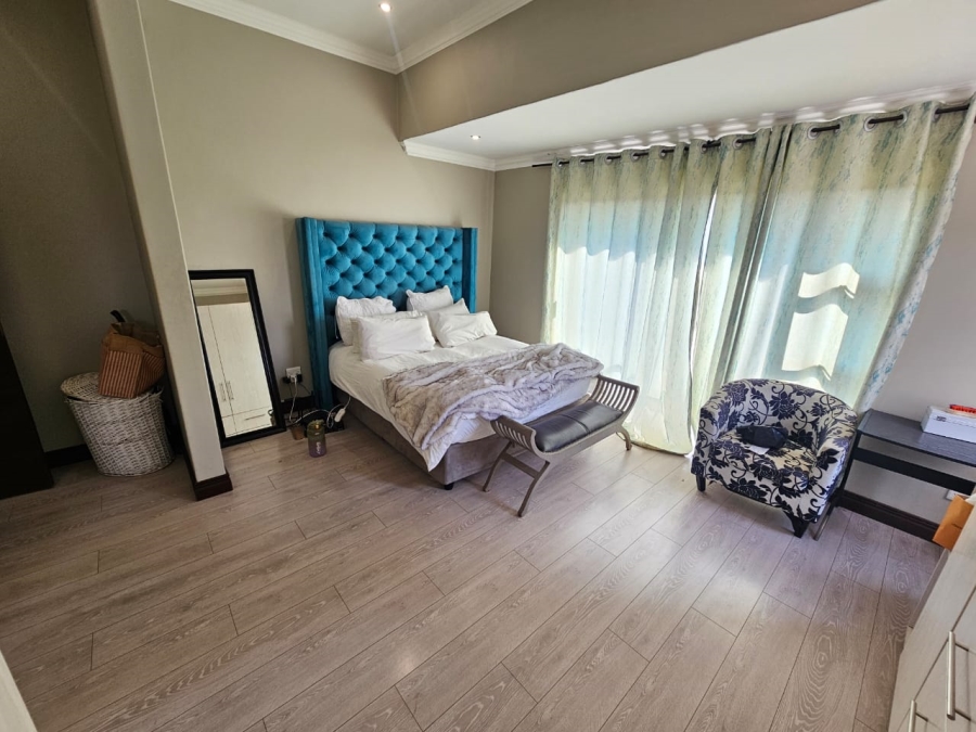 To Let 3 Bedroom Property for Rent in Midstream Estate Gauteng