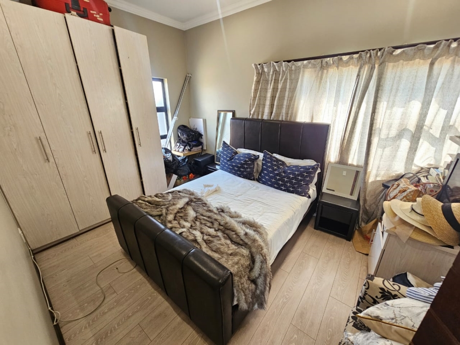 To Let 3 Bedroom Property for Rent in Midstream Estate Gauteng