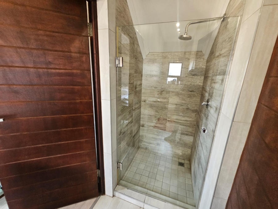 To Let 3 Bedroom Property for Rent in Midstream Estate Gauteng