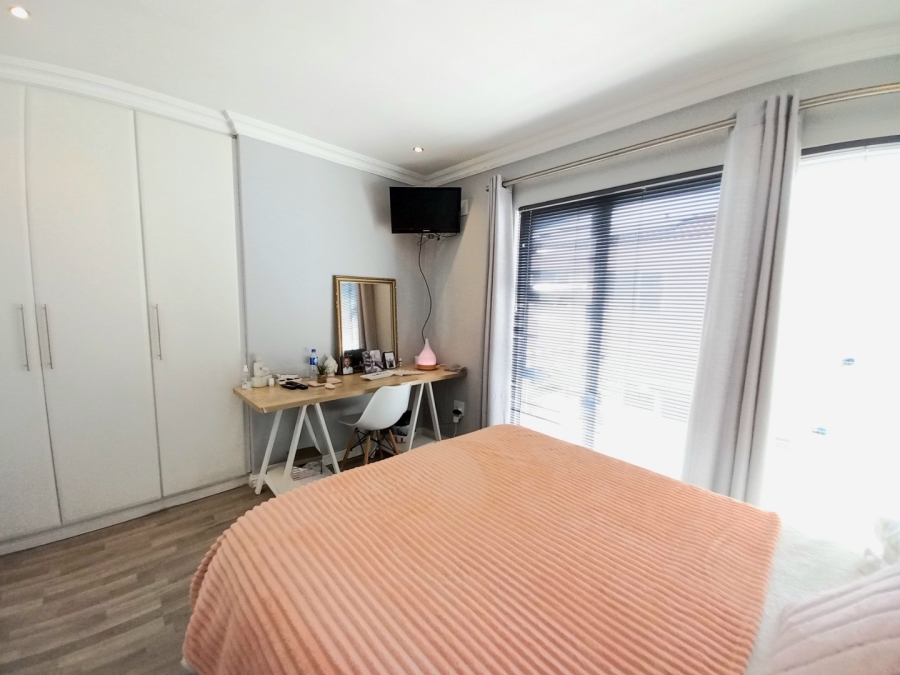 3 Bedroom Property for Sale in Edenvale Central Gauteng