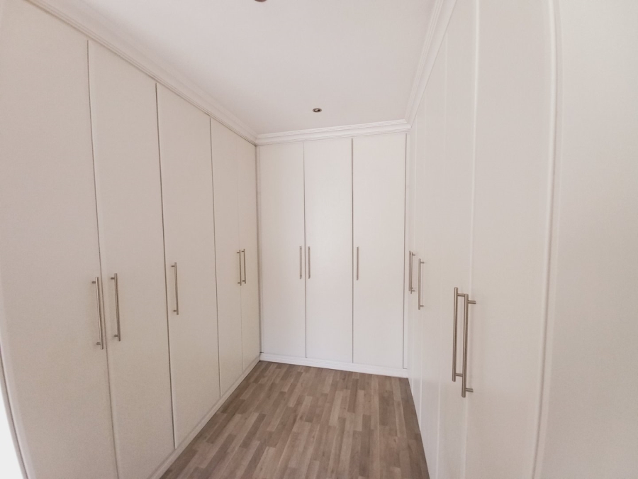 3 Bedroom Property for Sale in Edenvale Central Gauteng