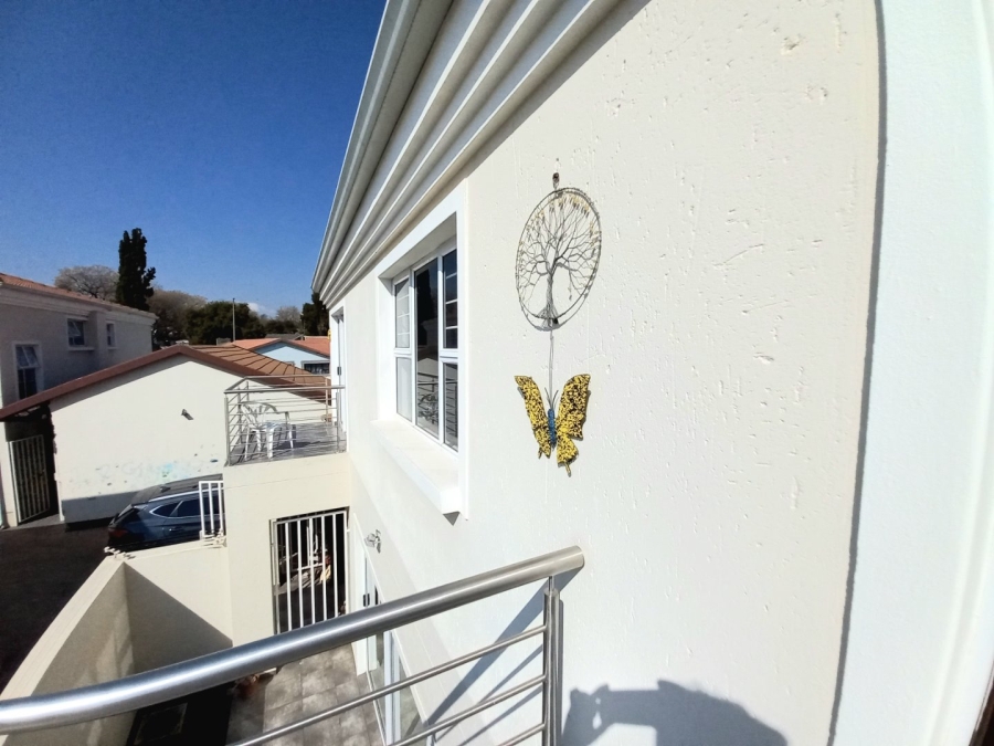 3 Bedroom Property for Sale in Edenvale Central Gauteng