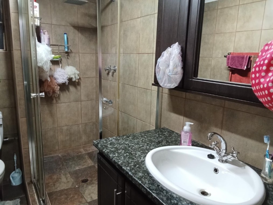 3 Bedroom Property for Sale in Primrose Hill Gauteng