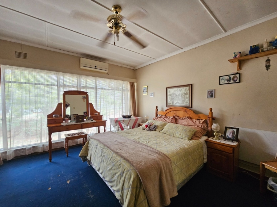 5 Bedroom Property for Sale in Mantevrede Gauteng