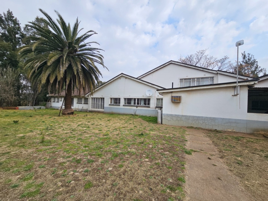 5 Bedroom Property for Sale in Mantevrede Gauteng