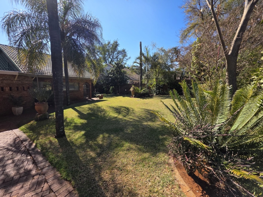4 Bedroom Property for Sale in Magalieskruin Gauteng