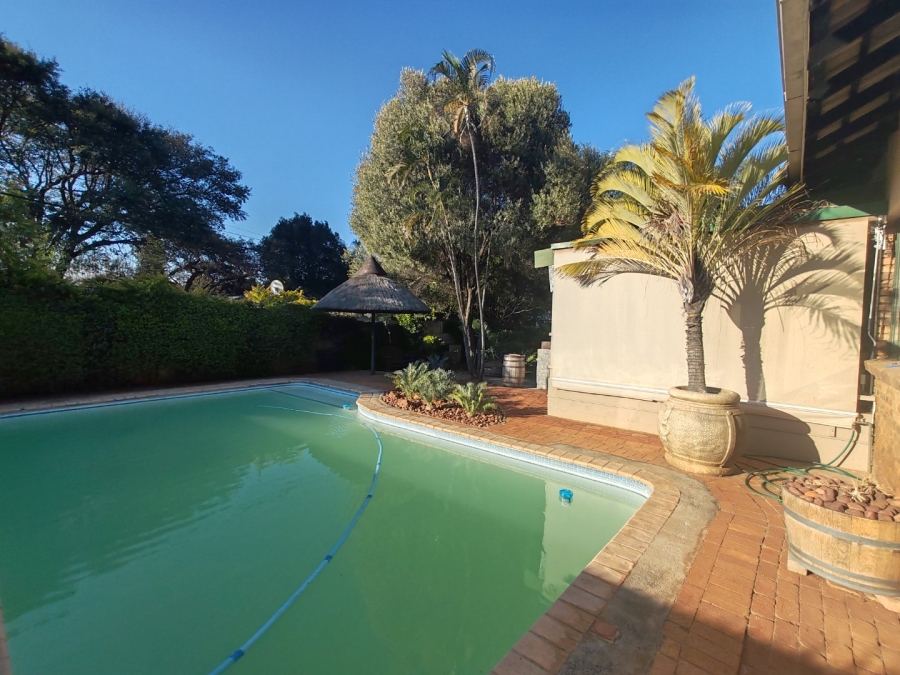 4 Bedroom Property for Sale in Magalieskruin Gauteng