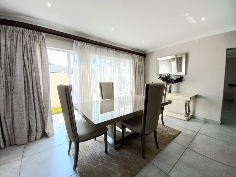 3 Bedroom Property for Sale in Edenvale Central Gauteng