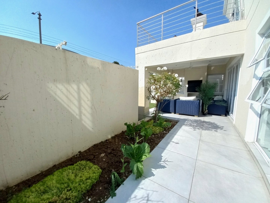3 Bedroom Property for Sale in Edenvale Central Gauteng