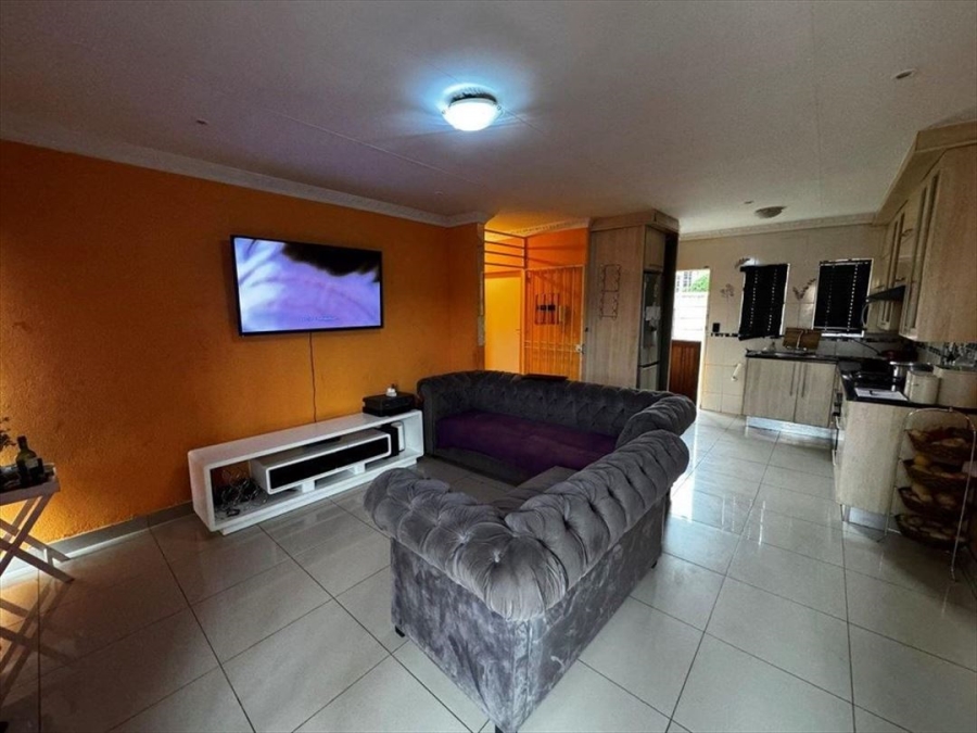 2 Bedroom Property for Sale in Norkem Park Gauteng