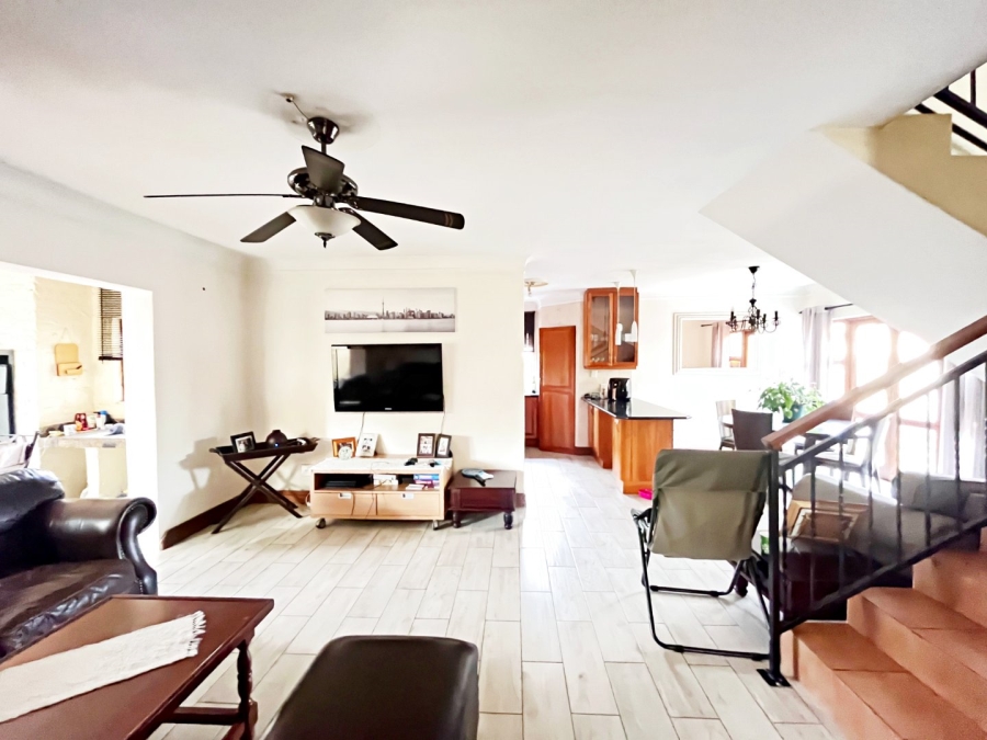 3 Bedroom Property for Sale in Amberfield Gauteng