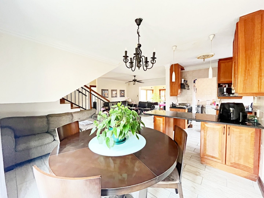 3 Bedroom Property for Sale in Amberfield Gauteng
