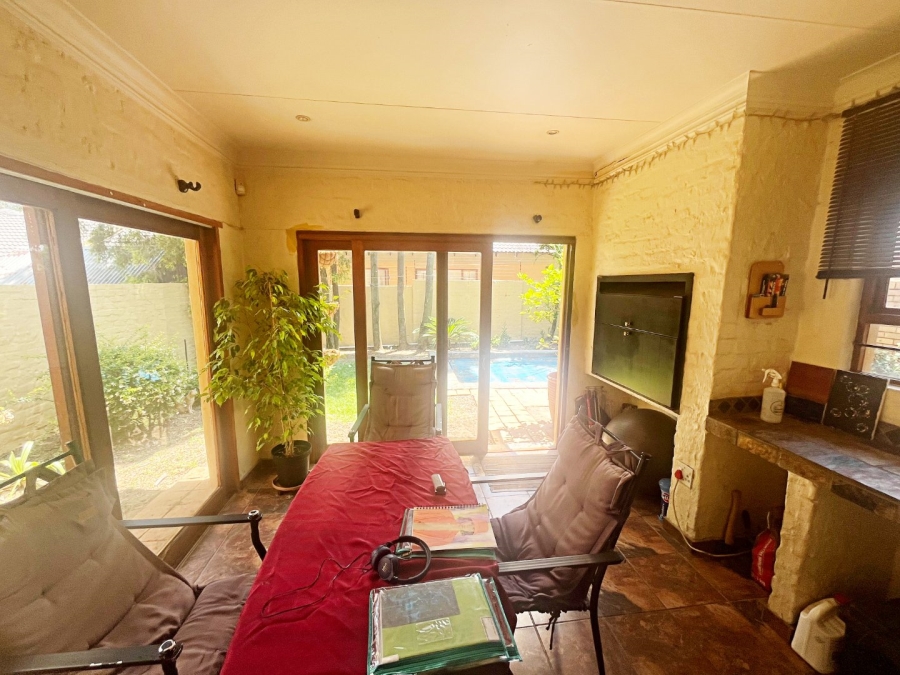 3 Bedroom Property for Sale in Amberfield Gauteng