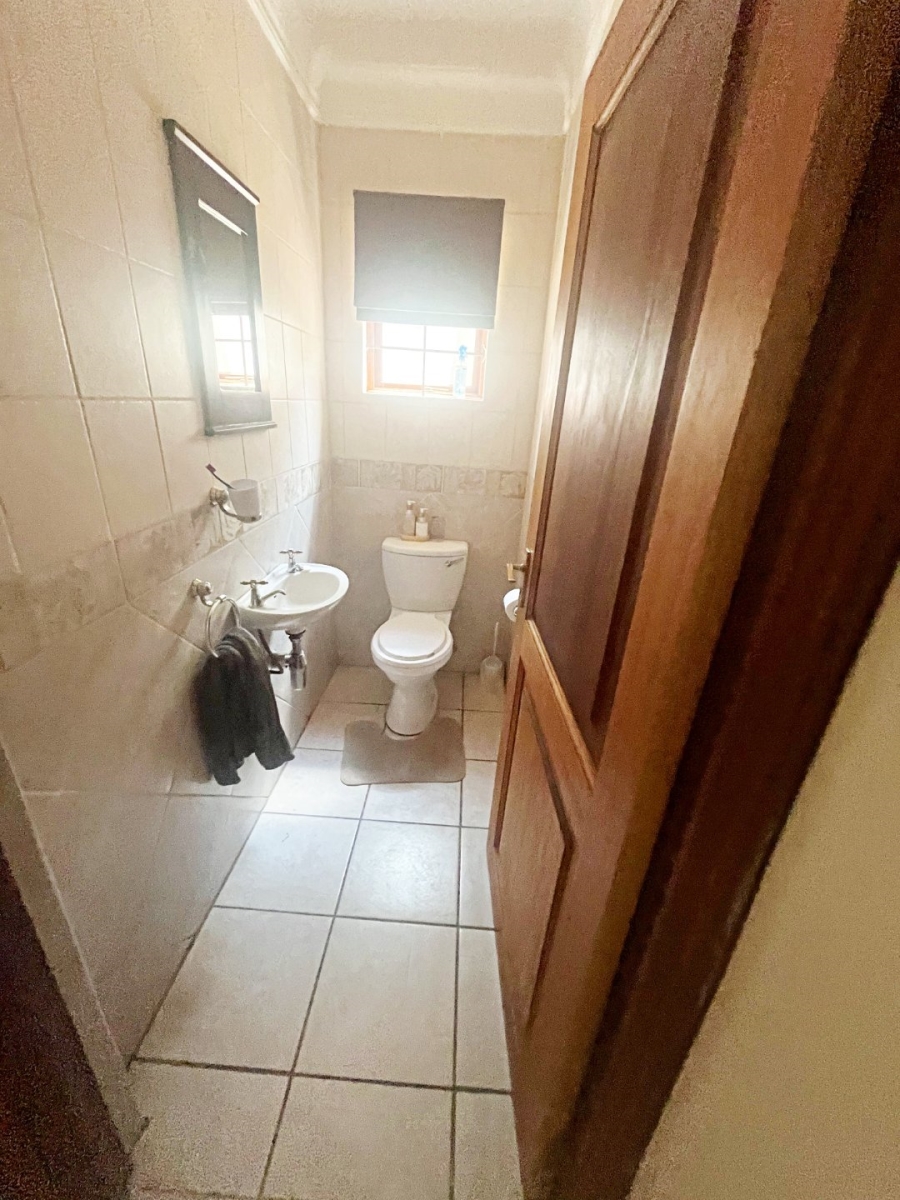 3 Bedroom Property for Sale in Amberfield Gauteng