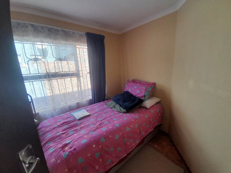  Bedroom Property for Sale in The Orchards Gauteng