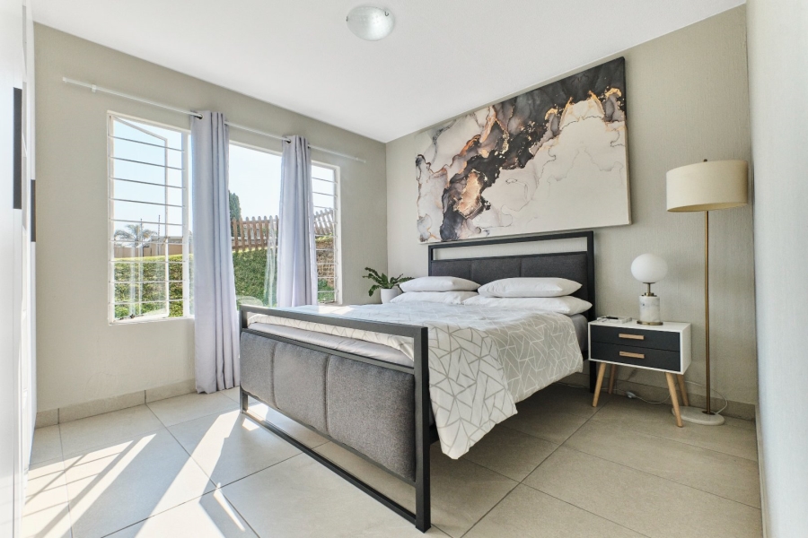  Bedroom Property for Sale in Radiokop Gauteng